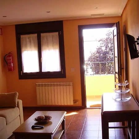 Casa Bernabe Мьенго